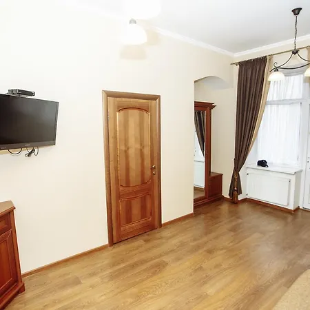 Apartment Near Museum Lviv Exterior photo